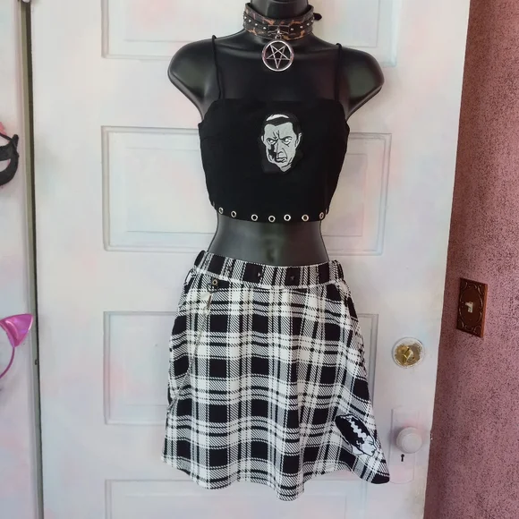 ❣️Rage Mosh 'Fit! Custom outfit w reversible skirt! Classic horror! PRICE FIRM! - Picture 4 of 8